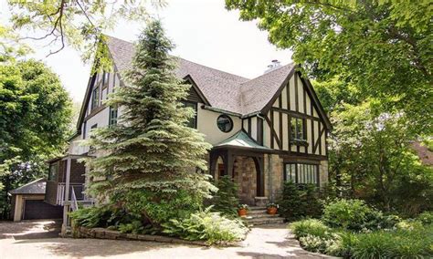 Regal, Rustic, and Grand: Tudor Revival Style 